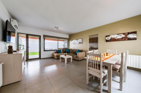 Duplex en Barrio Claros del Bosque - Zona Sur